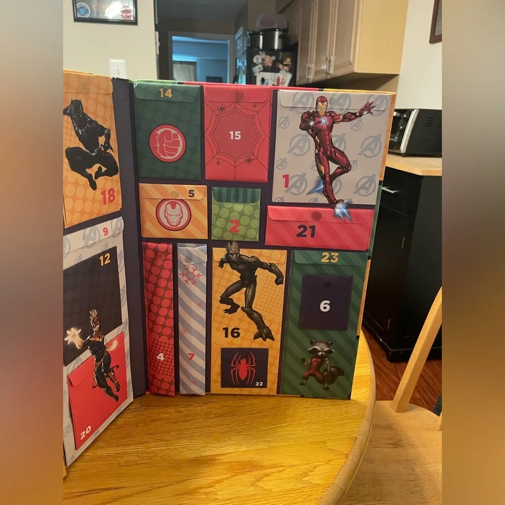 Marvel Advent Calendar - Christmas Xmas Countdown - Super Heroes, Comic Book - Picture 8 of 14